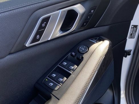 Used 2022 BMW X5 sDrive40i image 12