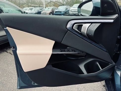 New 2026 BMW X3 xDrive30 w/ Premium Package image 12