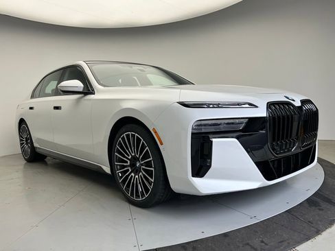New 2026 BMW 760i xDrive 760i xDrive w/ Executive Package image 2