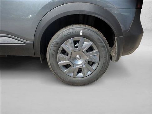New 2026 Nissan Kicks S FWD image 9