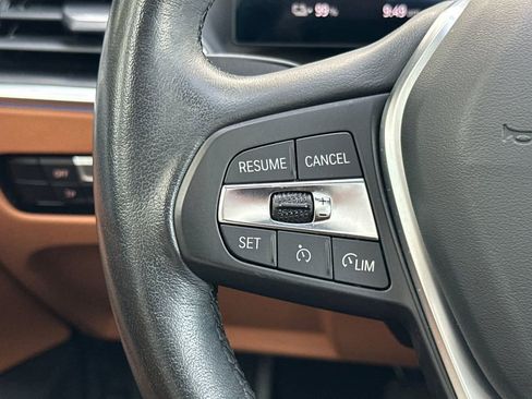 Used 2023 BMW i4 eDrive35 w/ Premium Package image 27