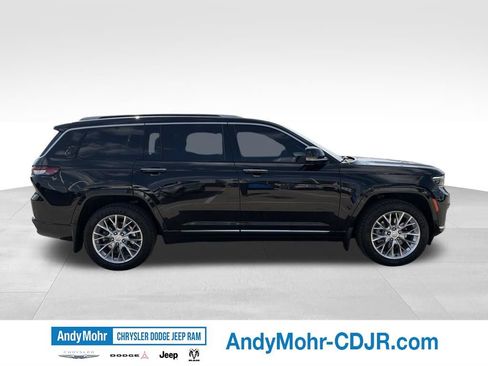 Used 2021 Jeep Grand Cherokee L Summit w/ Advanced Protech Group IV AWD/4WD image 8