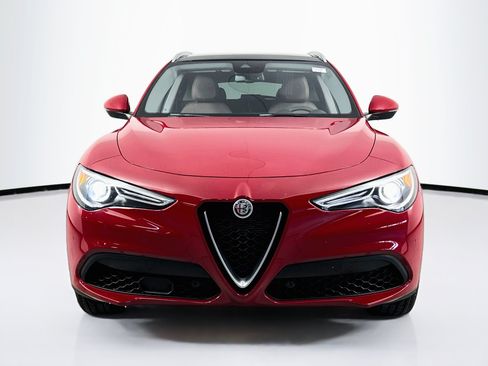 Used 2019 Alfa Romeo Stelvio Ti AWD/4WD image 2