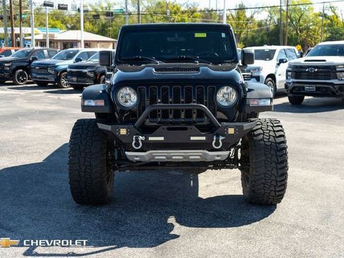 Used 2023 Jeep Gladiator Mojave w/ Trailer Tow Package image 2