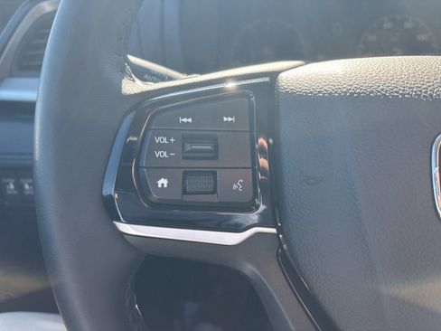 Certified 2025 Honda Odyssey Touring image 28