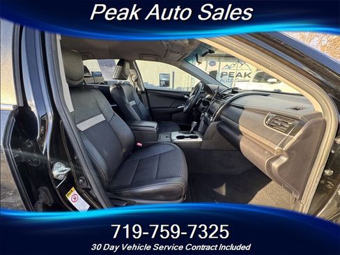 Used 2014 Toyota Camry SE image 28