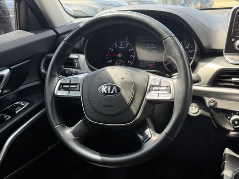 Used 2020 Kia Telluride LX AWD/4WD image 15