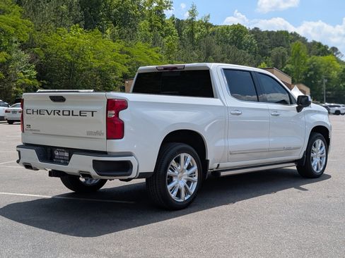 Used 2023 Chevrolet Silverado 1500 High Country w/ Technology Package RWD image 9
