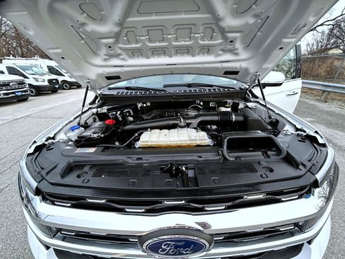 Used 2024 Ford Expedition Max Limited image 25