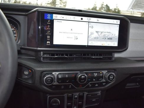 Certified 2024 Jeep Wrangler Unlimited Sport AWD/4WD image 17