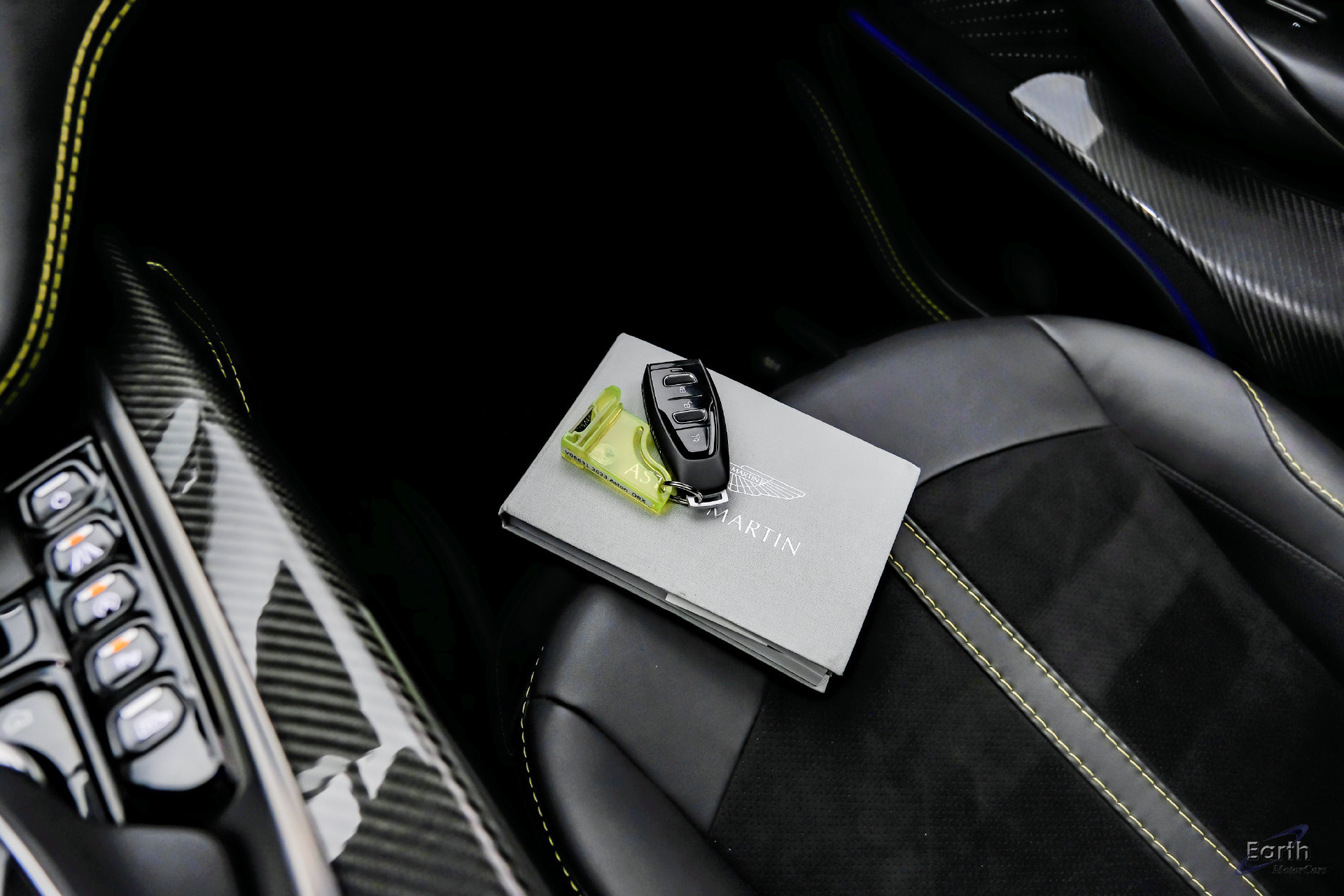 Used 2023 Aston Martin DBX AWD/4WD image 89