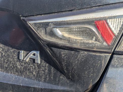 Used 2018 Toyota Yaris iA image 6