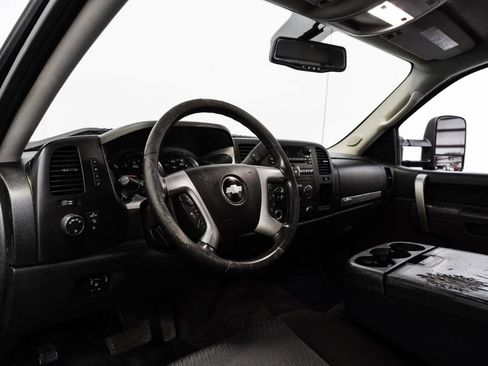 Used 2014 Chevrolet Silverado 3500 LT w/ Texas Edition image 3