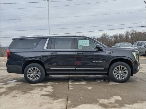New 2026 GMC Yukon XL Denali w/ Sun & Power Step Package AWD/4WD image 6
