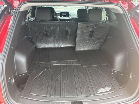 Used 2023 Chevrolet Blazer LT w/ Convenience Package image 9