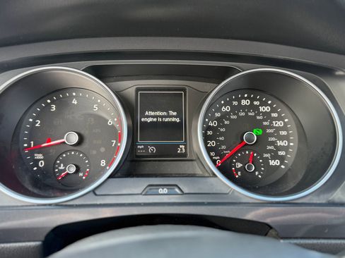 Used 2020 Volkswagen Tiguan SE image 19