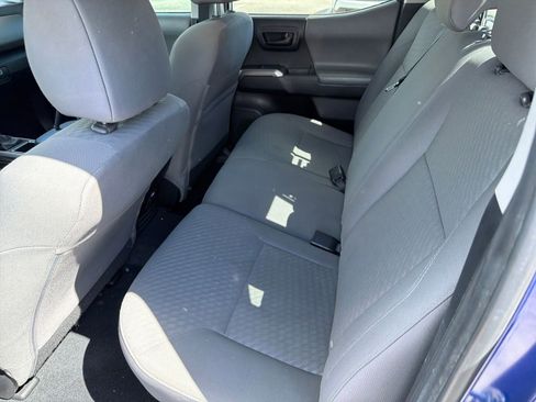 Used 2022 Toyota Tacoma SR5 w/ Technology Package image 21