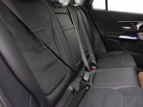 New 2025 Mercedes-Benz GLC 63 AMG S image 18