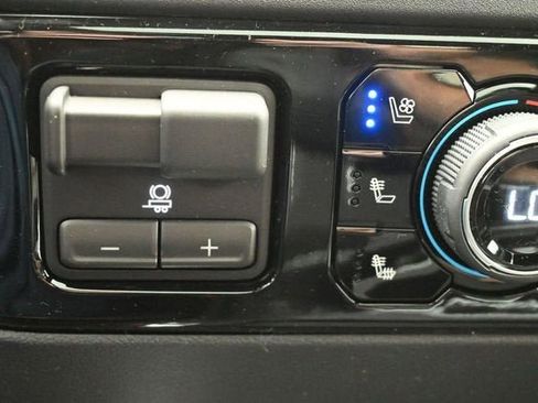 New 2026 Chevrolet Silverado 2500 High Country w/ High Country Premium Package AWD/4WD image 32