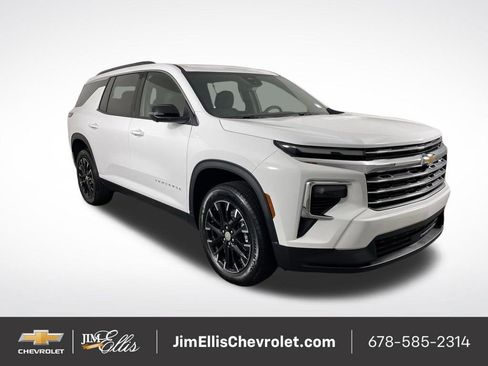 New 2026 Chevrolet Traverse LT w/ Sun and Wheel Package image 1