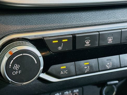 Used 2022 Nissan Altima 2.5 SR w/ Midnight Edition Package FWD image 26