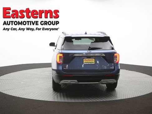 Used 2020 Ford Explorer XLT w/ Equipment Group 202A AWD/4WD image 37