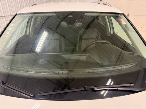 Certified 2024 Volkswagen Tiguan SE AWD/4WD image 14