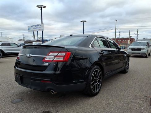 Certified 2018 Ford Taurus SEL w/ Equipment Group 201A image 6
