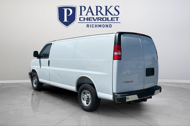 New 2025 Chevrolet Express 2500 w/ Driver Convenience Package RWD image 6