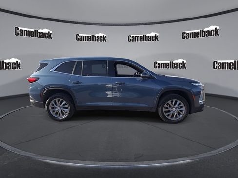 Used 2025 Buick Enclave Preferred w/ Power Package FWD image 8