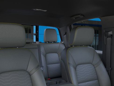 New 2026 Chevrolet Colorado ZR2 w/ Technology Package image 24