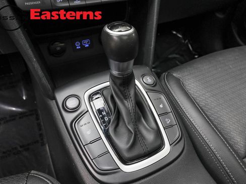 Used 2019 Hyundai Kona Limited image 13