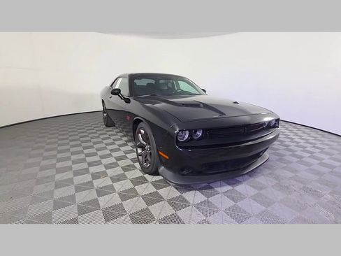 Used 2018 Dodge Challenger R/T Plus RWD image 51