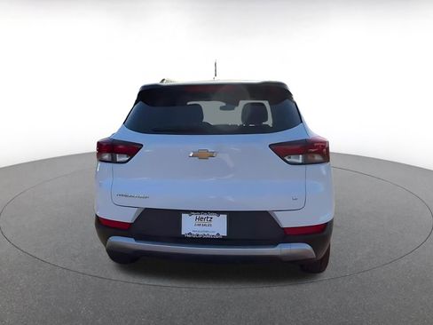 Used 2025 Chevrolet TrailBlazer LT image 12