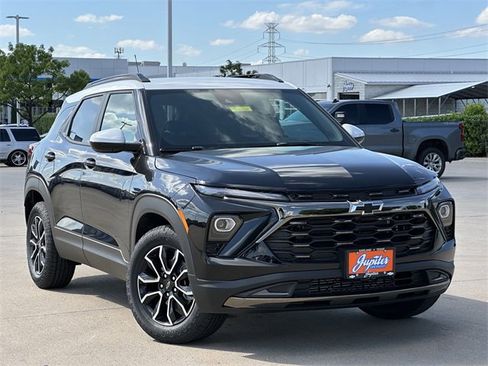 New 2025 Chevrolet TrailBlazer ACTIV w/ Convenience Package image 2