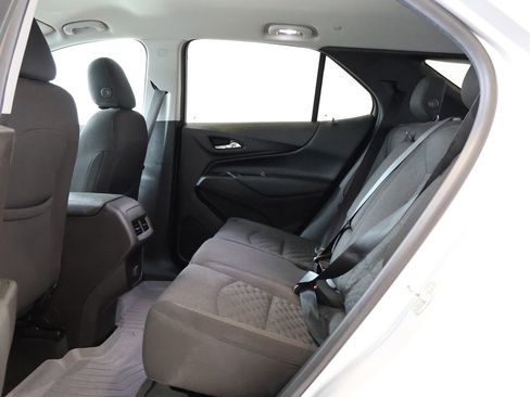 Used 2018 Chevrolet Equinox LT w/ LPO, Cargo Package FWD image 25