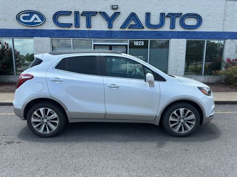 Used 2017 Buick Encore Preferred FWD image 3