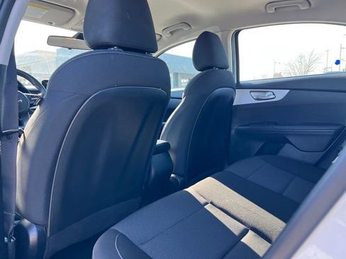 Used 2023 Kia Forte LXS image 14