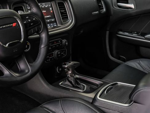 Used 2019 Dodge Charger Scat Pack w/ Navigation & Travel Group RWD image 26
