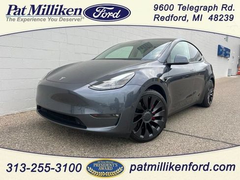 Used 2022 Tesla Model Y Performance AWD/4WD image 1