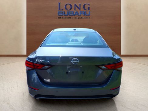 Used 2025 Nissan Sentra SV FWD image 10