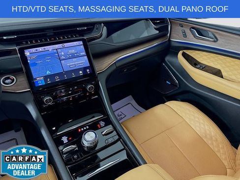 Used 2025 Jeep Grand Cherokee Summit w/ Adv Protech Group IV AWD/4WD image 24