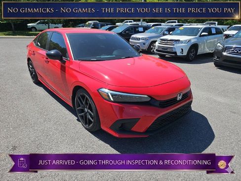 Used 2022 Honda Civic Sport image 1