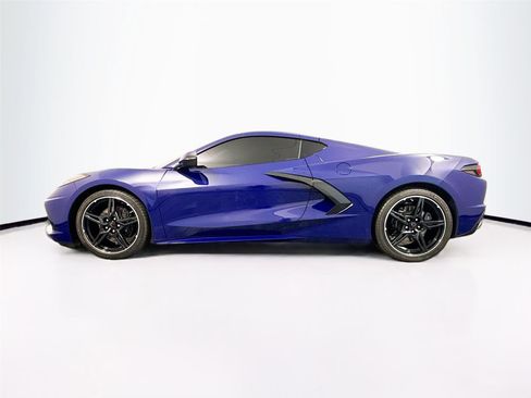 Used 2025 Chevrolet Corvette Stingray Preferred Cpe w/ 2LT RWD image 9