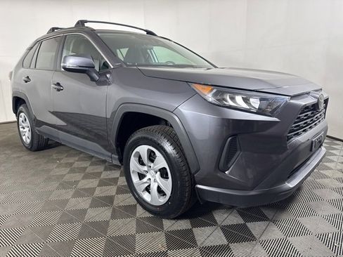 Used 2021 Toyota RAV4 LE image 1