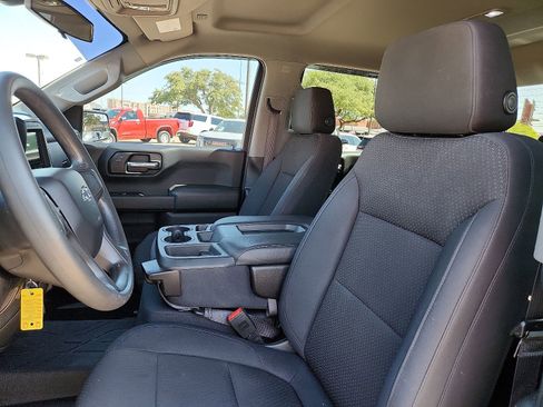 Used 2019 Chevrolet Silverado 1500 Custom Trail Boss w/ Custom Convenience Package AWD/4WD image 14