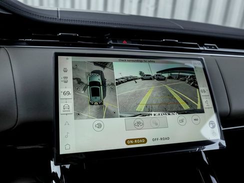 New 2026 Land Rover Range Rover Sport SE AWD/4WD image 13