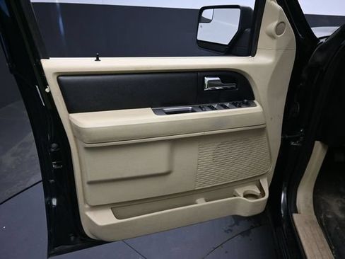 Used 2016 Ford Expedition XL AWD/4WD image 13