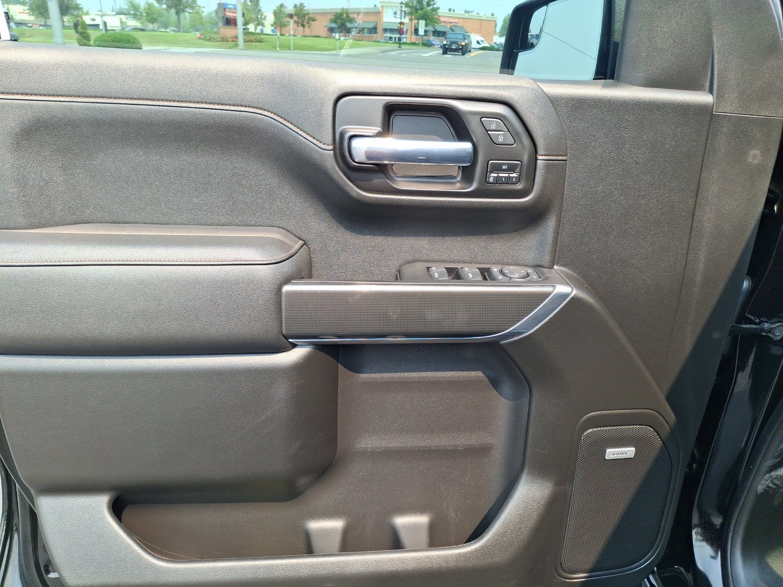 Used 2021 GMC Sierra 1500 AT4 w/ AT4 Preferred Package AWD/4WD image 17