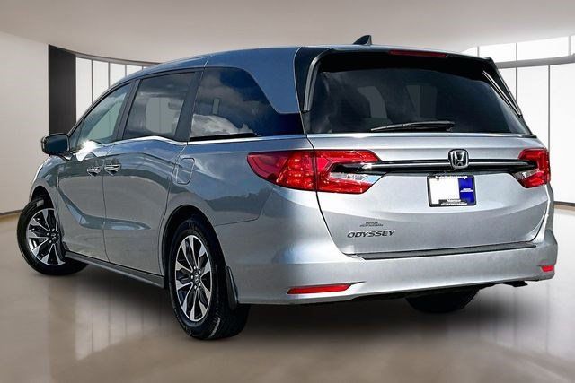 Certified 2023 Honda Odyssey EX-L image 4